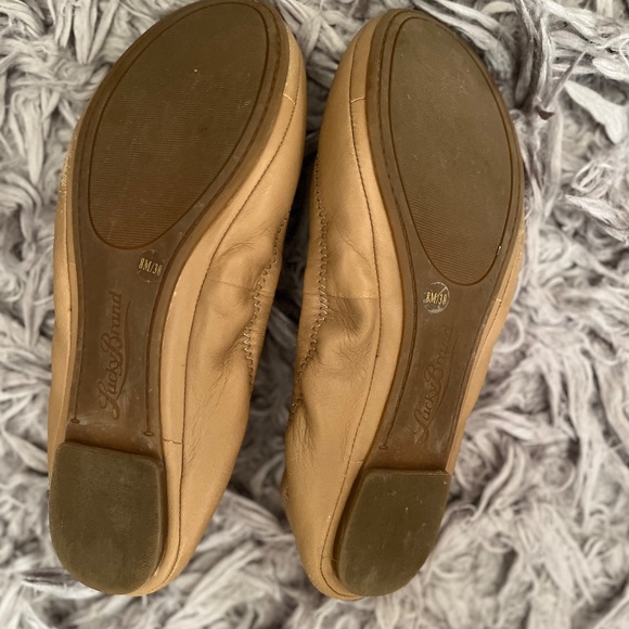 Lucky Brand tan flats 8 comfortable shoes - Picture 6 of 6